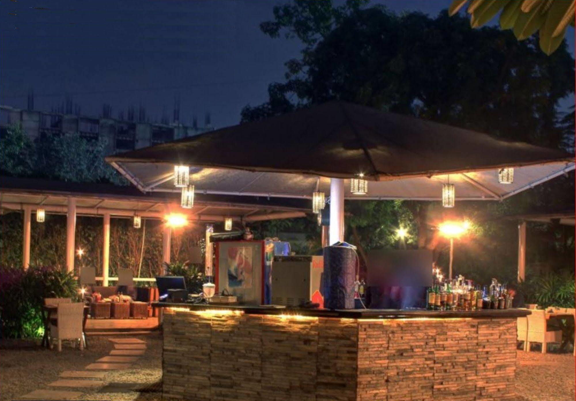 Devraj Niwas Hotell Jaipur Exteriör bild